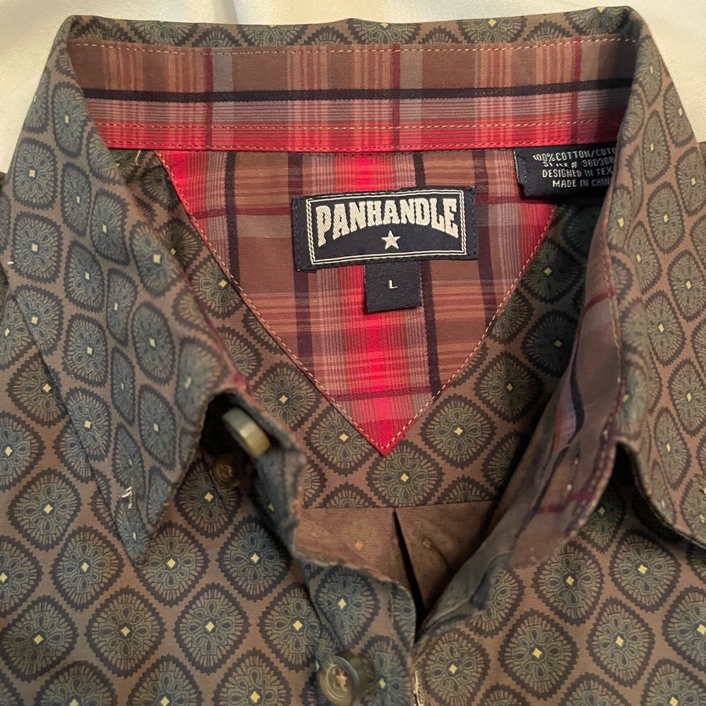 Panhandle long sleeve men’s shirt.  Size Large
